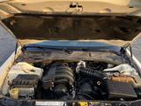 Chrysler 300C 2005 года за 5 700 000 тг. в Шымкент – фото 4
