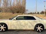 Chrysler 300C 2005 года за 5 700 000 тг. в Шымкент – фото 2
