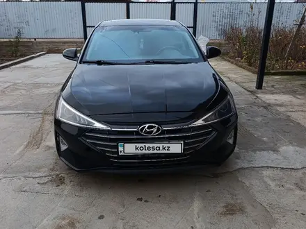 Hyundai Elantra 2019 года за 9 200 000 тг. в Алматы