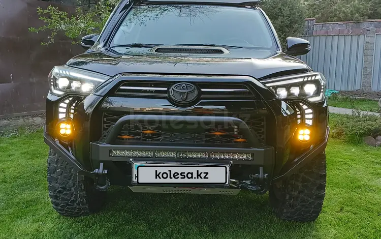 Toyota 4Runner 2021 годаүшін31 000 000 тг. в Алматы