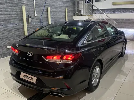 Hyundai Sonata 2019 года за 6 550 000 тг. в Актобе – фото 9