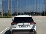 Toyota RAV4 2020 года за 13 950 000 тг. в Астана – фото 4