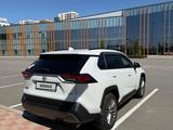 Toyota RAV4 2020 года за 13 950 000 тг. в Астана – фото 5