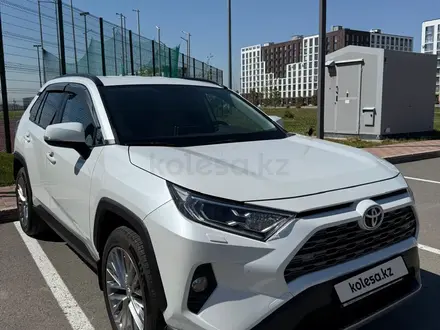 Toyota RAV4 2020 года за 12 850 000 тг. в Астана – фото 9