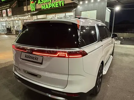 Kia Carnival 2020 года за 18 800 000 тг. в Шымкент – фото 2