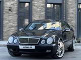 Mercedes-Benz CLK 320 2001 года за 3 800 000 тг. в Атырау