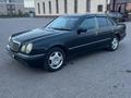 Mercedes-Benz E 320 1998 года за 3 300 000 тг. в Караганда