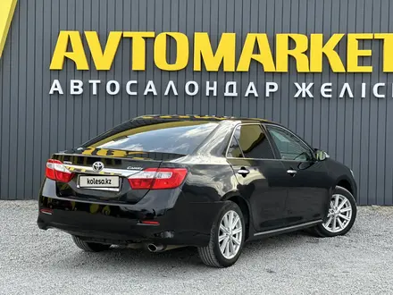 Toyota Camry 2012 года за 8 350 000 тг. в Актобе – фото 3