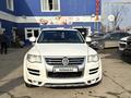 Volkswagen Touareg 2007 года за 6 800 000 тг. в Алматы – фото 7