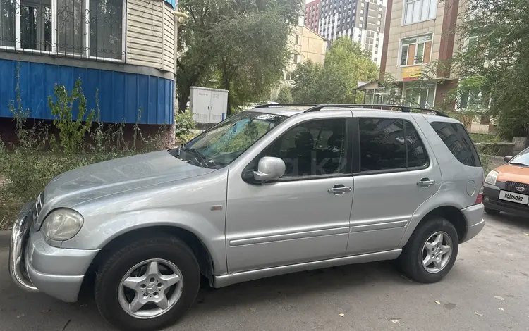 Mercedes-Benz ML 320 2001 годаfor4 000 000 тг. в Алматы