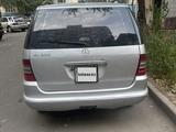 Mercedes-Benz ML 320 2001 годаfor3 850 000 тг. в Алматы – фото 4