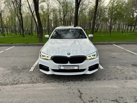 BMW 540 2017 года за 19 500 000 тг. в Алматы – фото 2