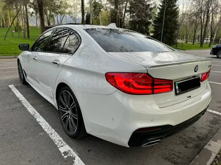 BMW 540 2017 года за 19 500 000 тг. в Алматы – фото 9