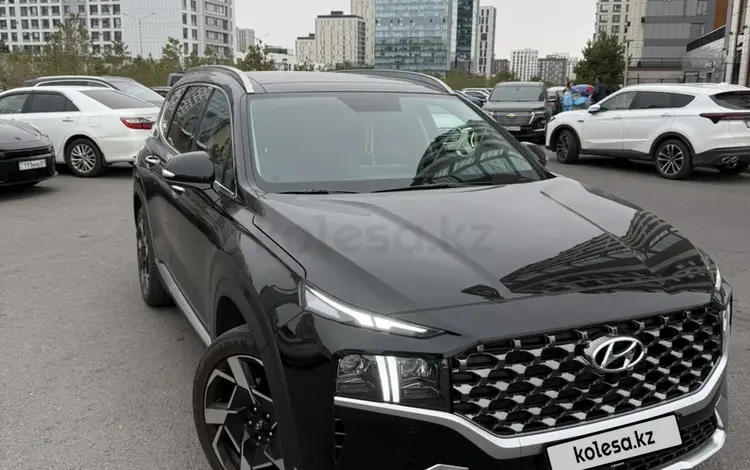 Hyundai Santa Fe 2023 года за 18 000 000 тг. в Астана