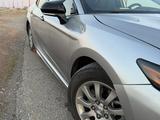 Toyota Camry 2021 годаүшін10 500 000 тг. в Сатпаев – фото 4