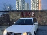 Volkswagen Passat 2001 года за 2 350 000 тг. в Шымкент