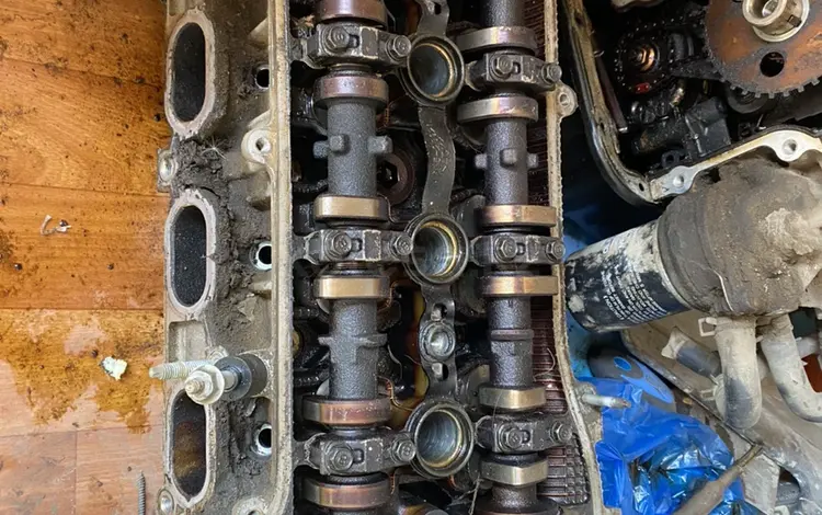 Двигатель отдельные части за 100 000 тг. в Жезказган