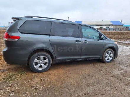 Toyota Sienna 2013 года за 8 500 000 тг. в Шубаркудук – фото 3