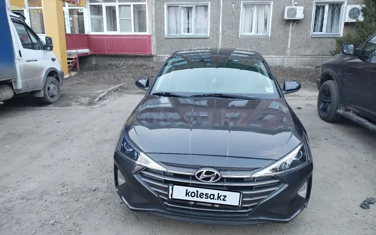 Hyundai Elantra 2019 года за 8 600 000 тг. в Усть-Каменогорск