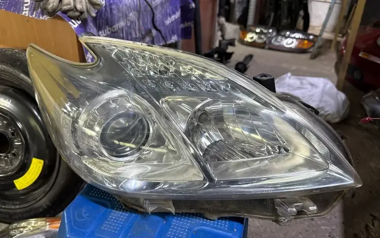 Фара галогеновая Toyota Prius XV30 2011 перед. левая\правая (б/у) за 40 000 тг. в Караганда