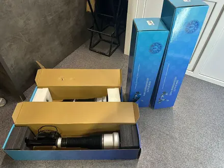 Амортизаторы w221 w222 за 140 000 тг. в Астана