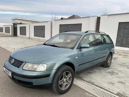 Volkswagen Passat 1999 года за 2 900 000 тг. в Шымкент – фото 2