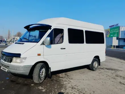 Mercedes-Benz Sprinter 1999 года за 3 600 000 тг. в Алматы – фото 2