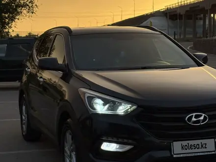 Hyundai Santa Fe 2017 года за 11 000 000 тг. в Алматы – фото 2