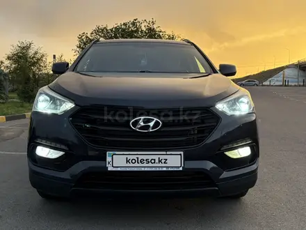 Hyundai Santa Fe 2017 года за 11 000 000 тг. в Алматы – фото 5