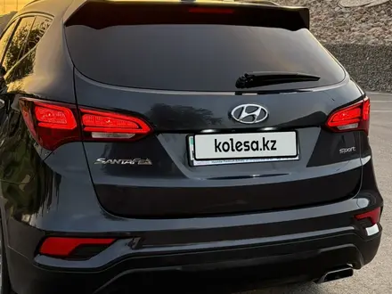 Hyundai Santa Fe 2017 года за 11 000 000 тг. в Алматы – фото 8