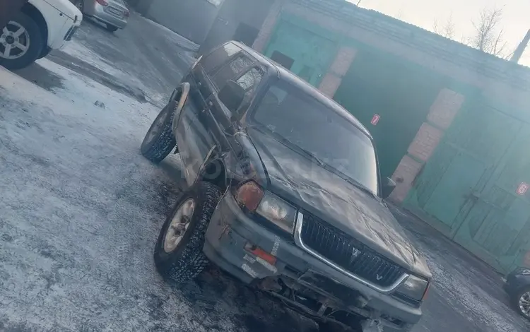 Mitsubishi Montero Sport 1999 года за 1 800 000 тг. в Семей