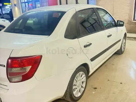 ВАЗ (Lada) Granta 2190 2018 года за 2 400 000 тг. в Алматы – фото 2