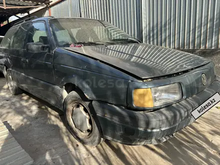 Volkswagen Passat 1990 года за 850 000 тг. в Кызылорда