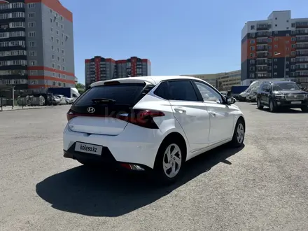 Hyundai i20 2023 года за 6 590 000 тг. в Усть-Каменогорск – фото 5
