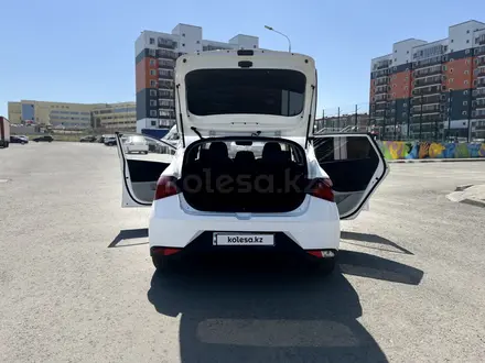 Hyundai i20 2023 года за 6 590 000 тг. в Усть-Каменогорск – фото 9