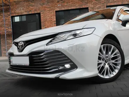 Toyota Camry 2020 года за 15 200 000 тг. в Алматы – фото 4