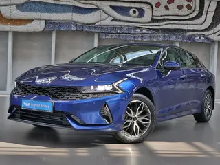 Kia K5 Luxe