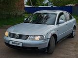 Volkswagen Passat 1999 года за 1 200 000 тг. в Уральск – фото 3
