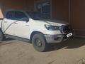 Toyota Hilux 2021 годаfor15 800 000 тг. в Атырау – фото 2