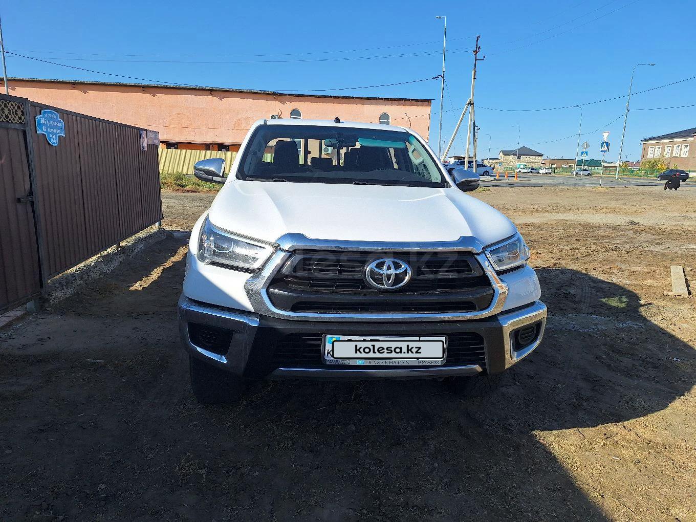 Toyota Hilux 2021 г.