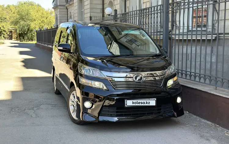 Toyota Vellfire 2012 годаүшін8 900 000 тг. в Караганда