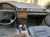 Mercedes-Benz E 200 1993 года за 2 000 000 тг. в Шымкент – фото 4