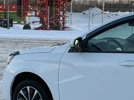 ВАЗ (Lada) Vesta 2018 года за 3 890 000 тг. в Уральск – фото 2