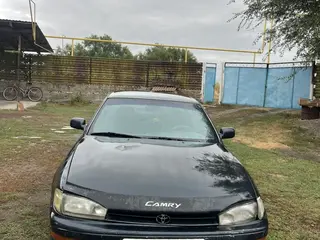 Toyota Camry, 1992