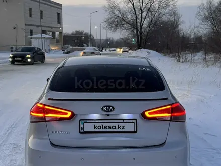 Kia Cerato 2017 года за 8 000 000 тг. в Караганда – фото 2