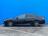 Toyota Camry 2021 года за 10 820 000 тг. в Алматы – фото 3