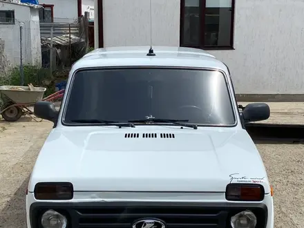 ВАЗ (Lada) Lada 2131 (5-ти дверный) 2013 годаүшін2 380 000 тг. в Атырау – фото 2