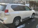 Toyota Land Cruiser Prado 2009 года за 17 450 000 тг. в Алматы – фото 3