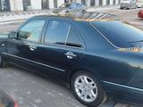 Mercedes-Benz E 290 1998 года за 2 500 000 тг. в Астана – фото 3