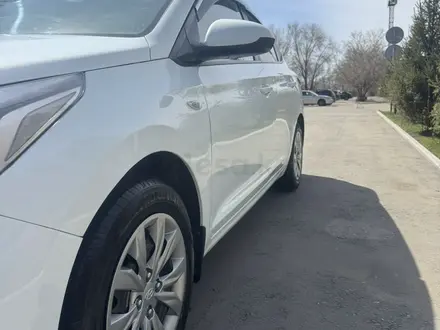 Hyundai Accent 2020 года за 6 900 000 тг. в Усть-Каменогорск – фото 4